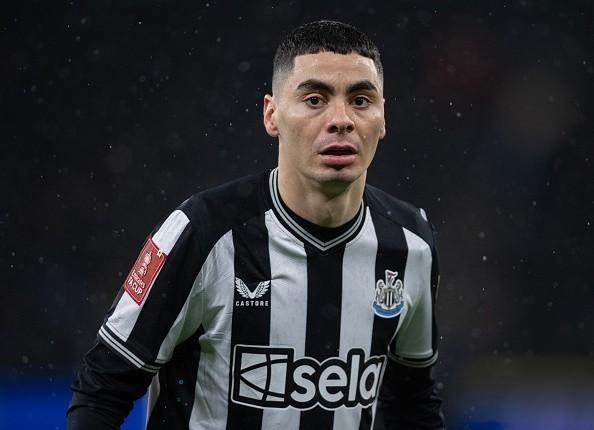 1715211131753042580.jpg aermilong.jpg